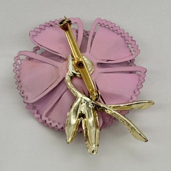 Vintage Metal and Enamel Flower Carnation Brooch Pin W/Cream Faux Pearl Unmarked - Picture 5 of 10